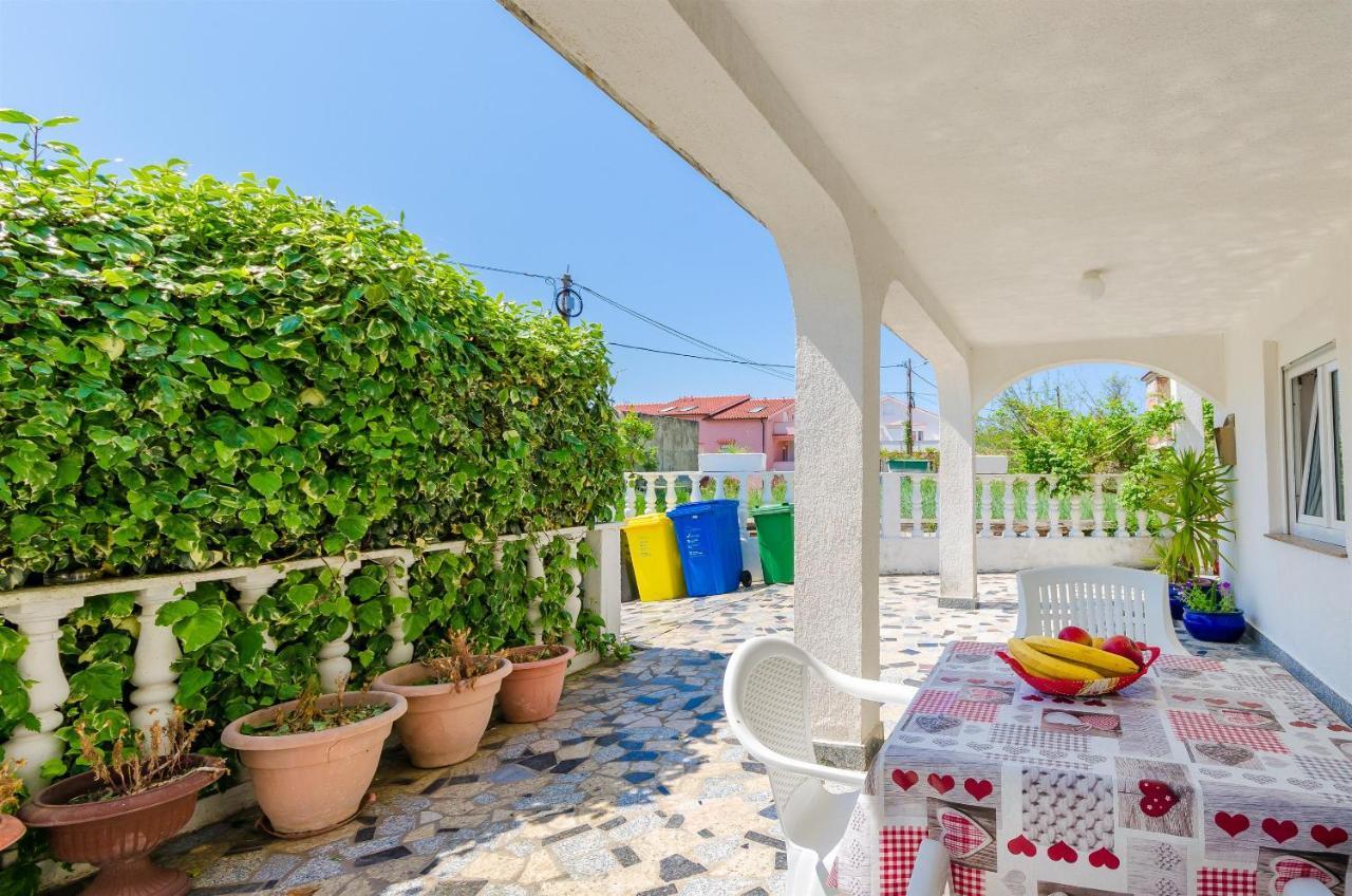 Apartments Ester Lopar Dış mekan fotoğraf