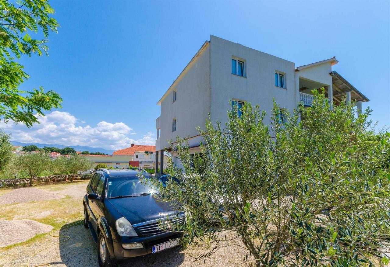 Apartments Ester Lopar Dış mekan fotoğraf