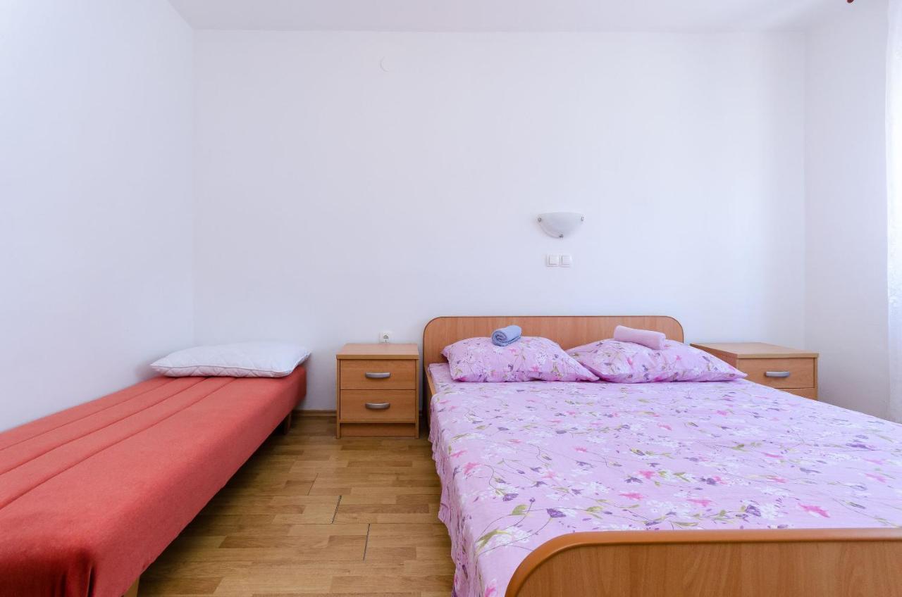 Apartments Ester Lopar Dış mekan fotoğraf