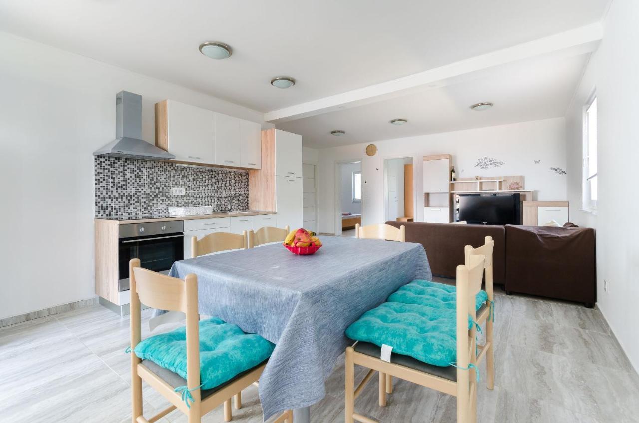 Apartments Ester Lopar Dış mekan fotoğraf