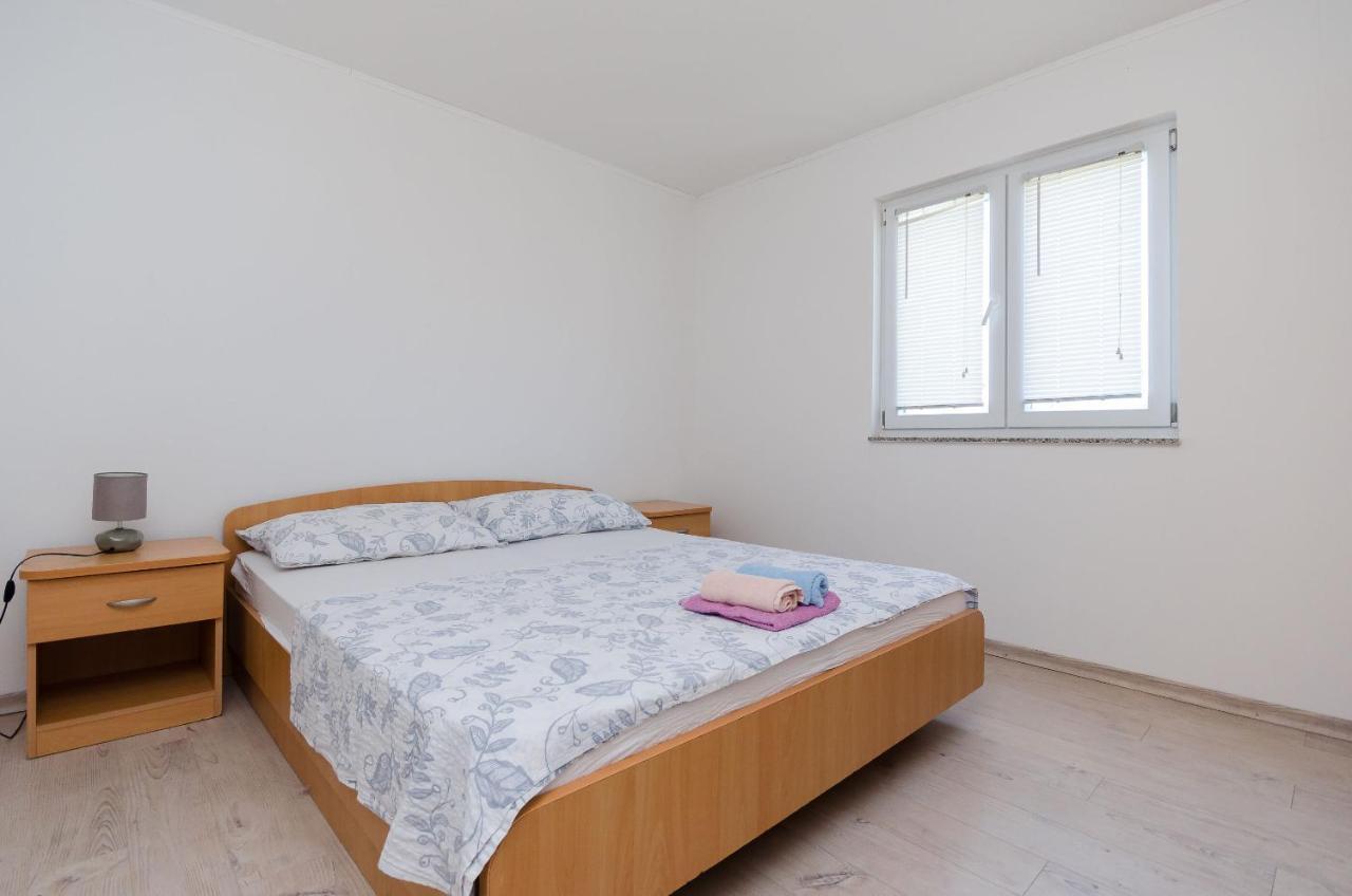 Apartments Ester Lopar Dış mekan fotoğraf