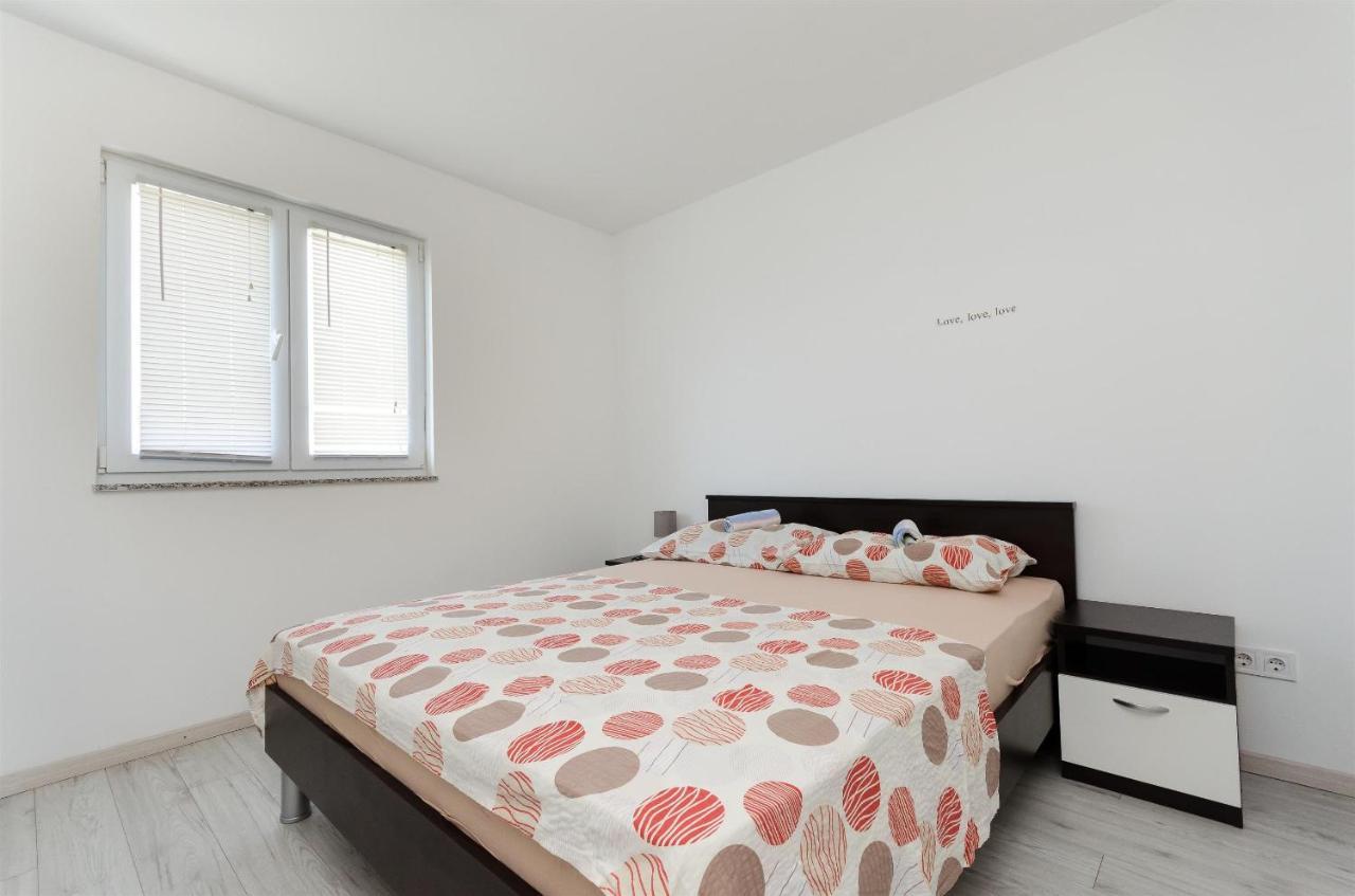 Apartments Ester Lopar Dış mekan fotoğraf