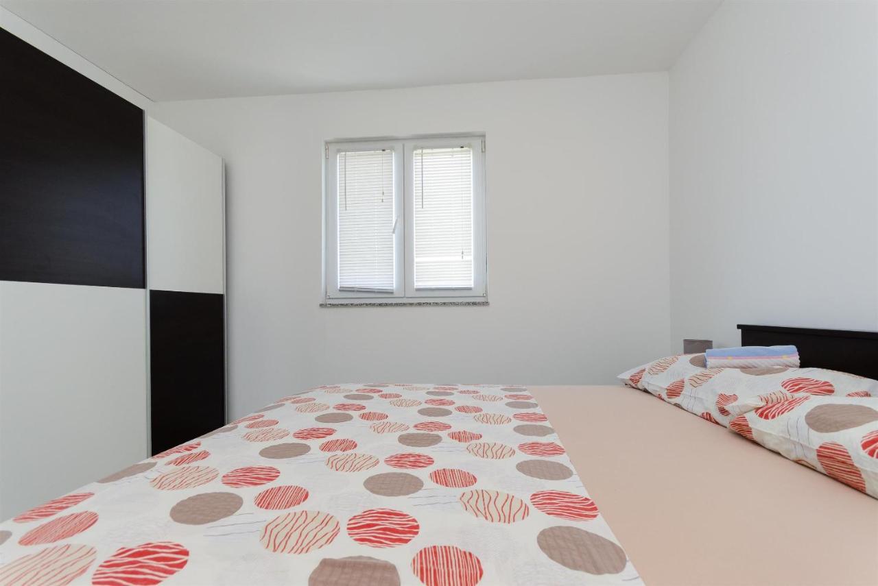 Apartments Ester Lopar Dış mekan fotoğraf